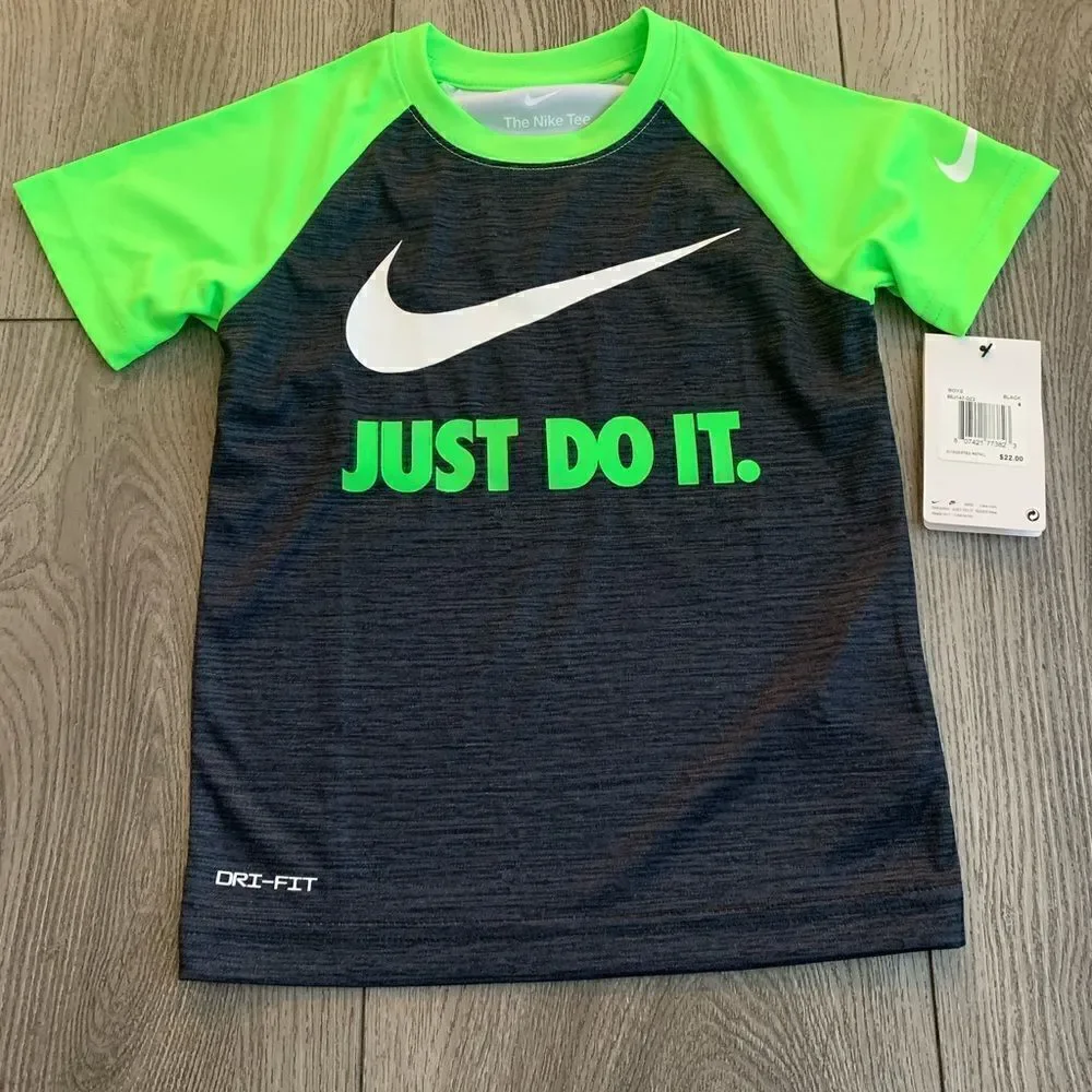 Nike boys graphic t shirt very lightweight and fresh for summer